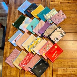 New HUGE Bundle (25) IPSY Glam Bag Pouches Cosmetics Case Travel Care Package